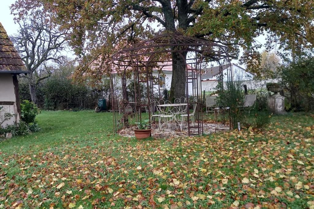 Villa Le Havre De Paix à Devay Extérieur photo